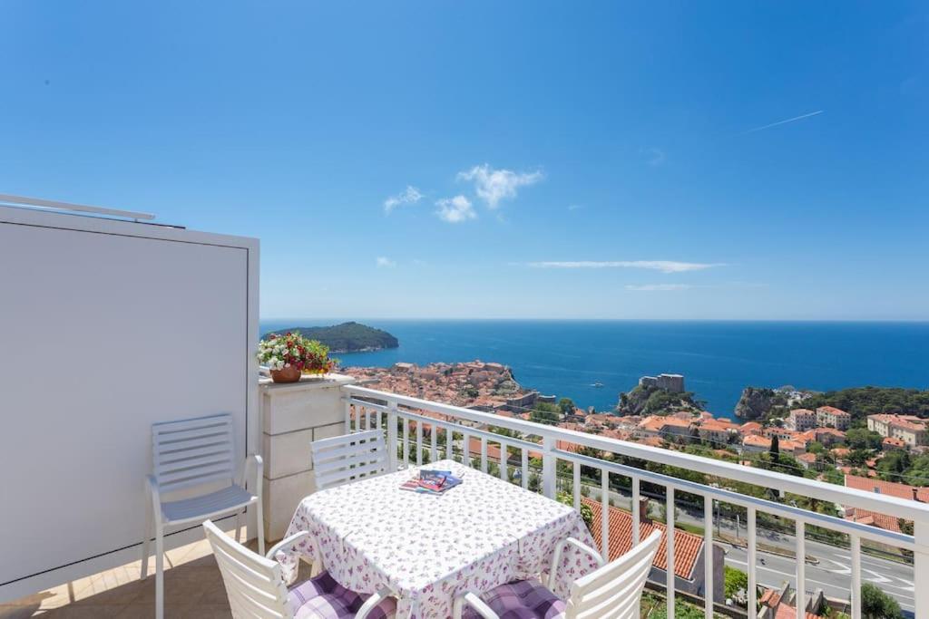 Apartment Romantic Ap,with Amazing View